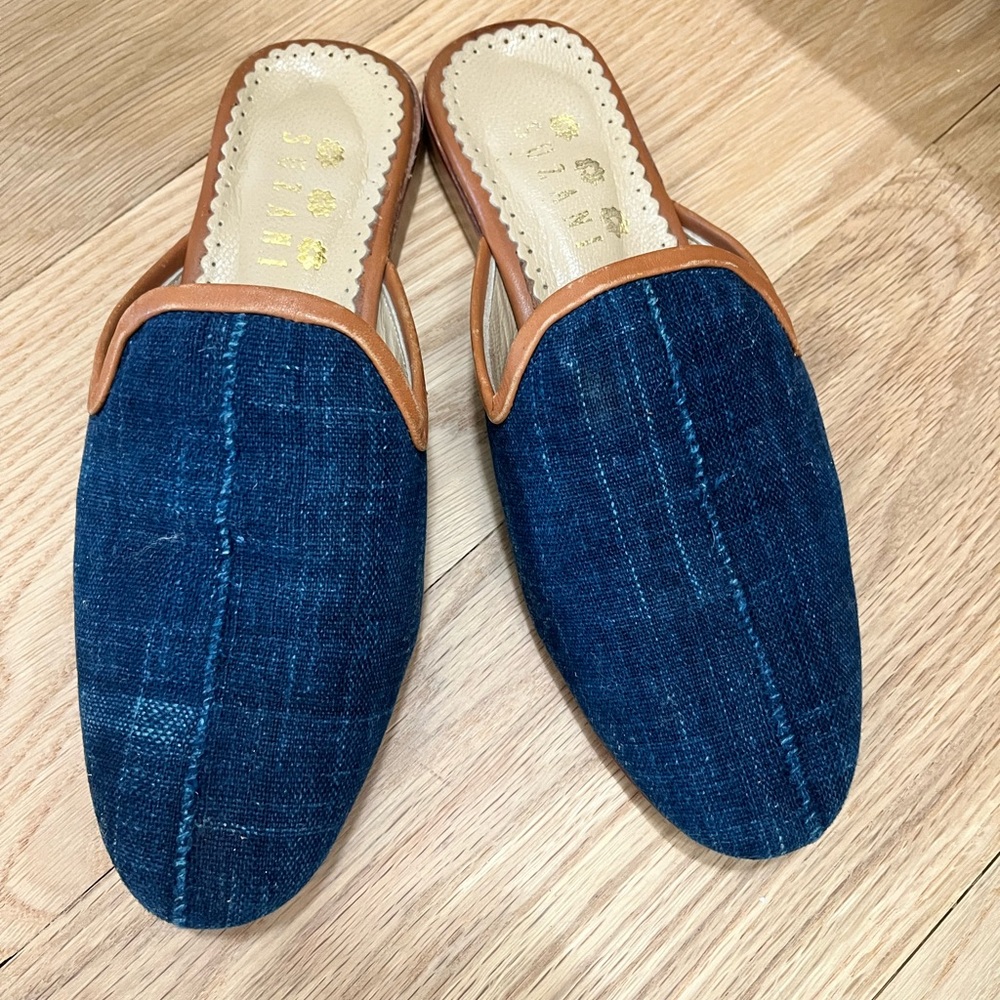 Cute Stubbs-inspired slides
